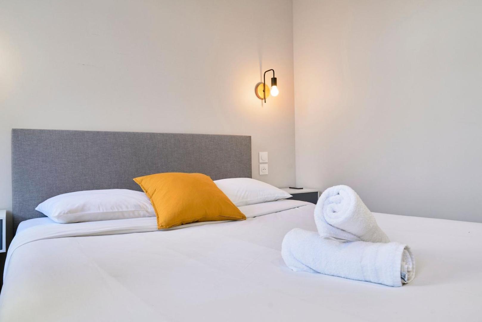 Apartment With Parking In The Heart Of Old Lille Exterior photo